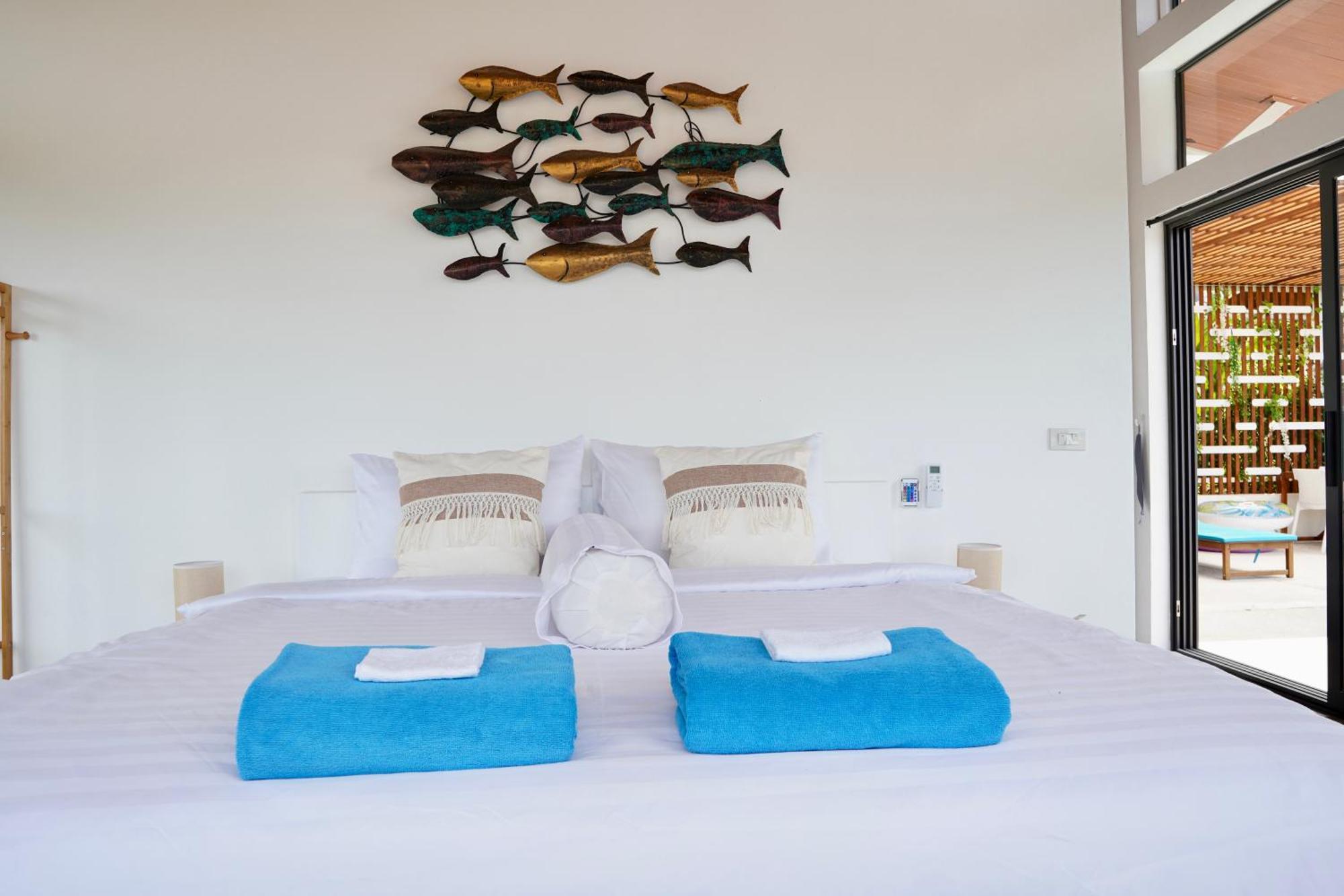 New 3br With Private Pool & Sea Glimpses Near Chaweng Villa